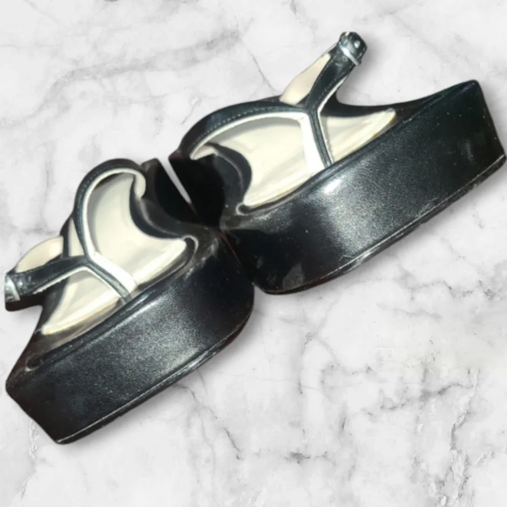 Urban Outfitters Black Platform Wedge Sandal US7 EU37 Bratcore Y2K GrungeSleek - Picture 5 of 7